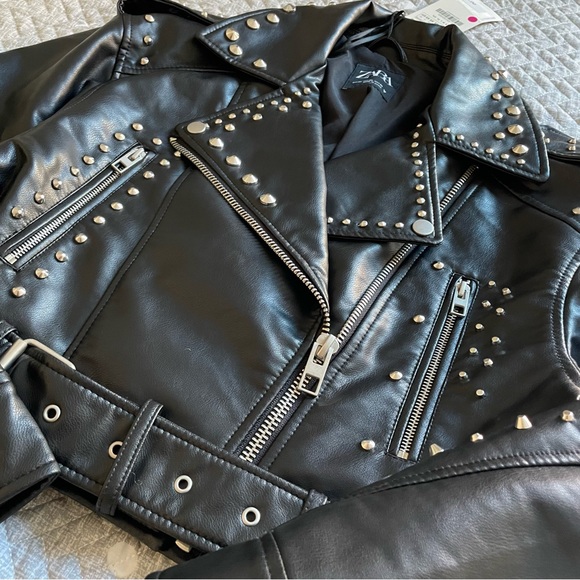 BLOGGERS FAV ZARA STUDDED FAUX LEATHER JACKET - Picture 11 of 15